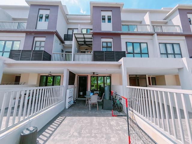 Townhouse for sale in Kajang, Langat