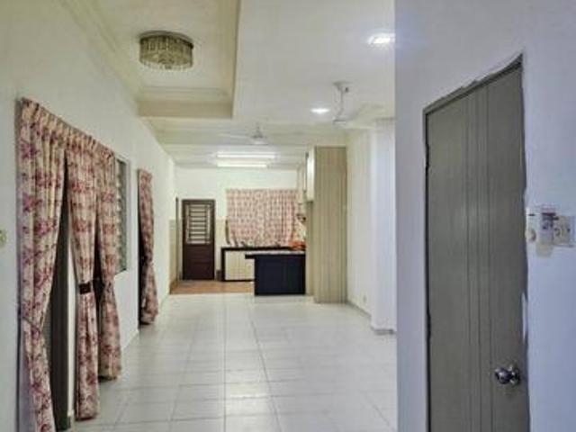 Townhouse for sale in Port Klang, Selangor