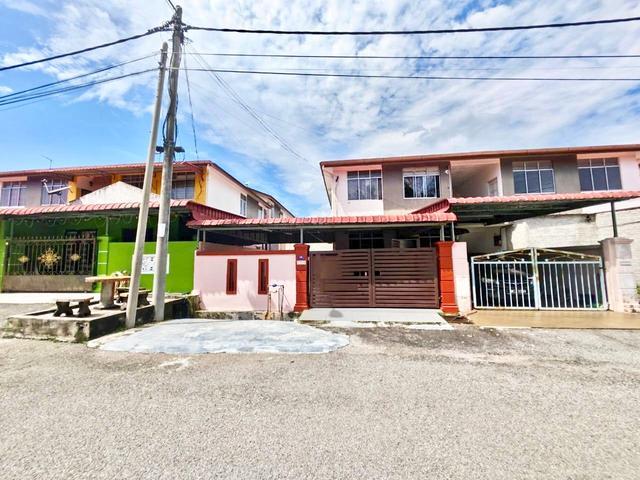 Townhouse for sale in Krubong, Malaka