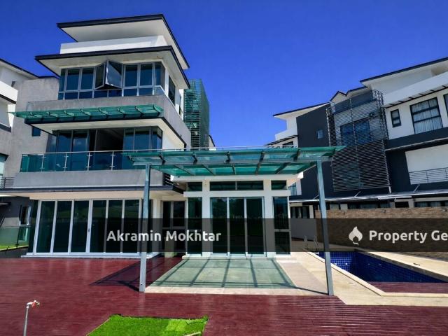 Bungalow for sale in Putrajaya