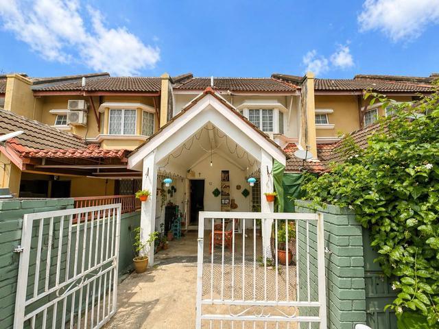 Terraced House for sale in Country Heights Damansara, Kuala Lumpur