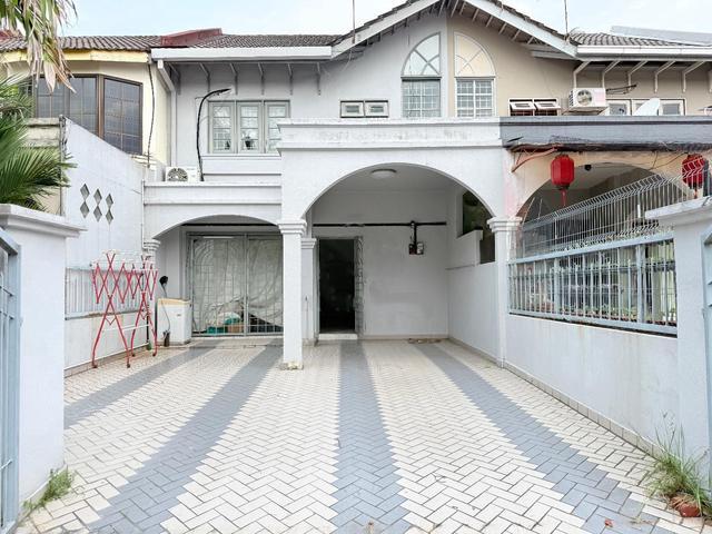 Terraced House for sale in Majlis Bandaraya Subang Jaya, Petaling