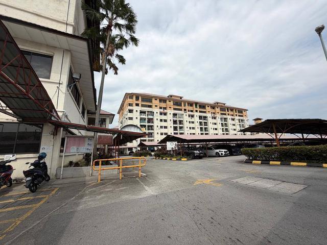 Apartment for sale in Port Klang, Selangor