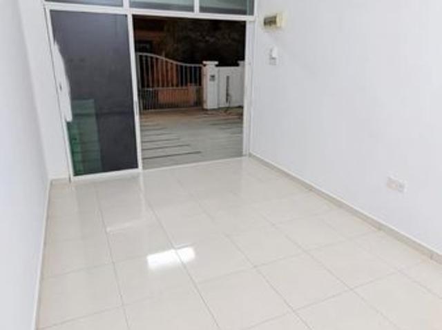 House for sale in Rembia, Malaka