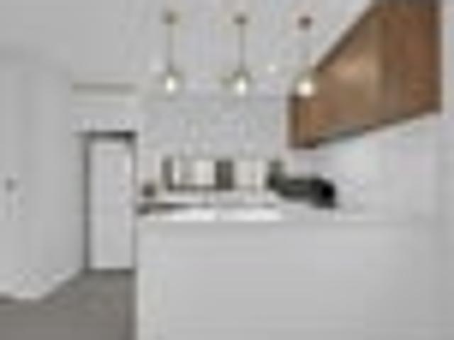 Townhouse for sale in Green Bay, Oroua County
