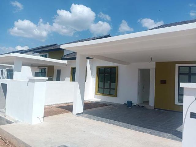 Residential House for sale in Malaka