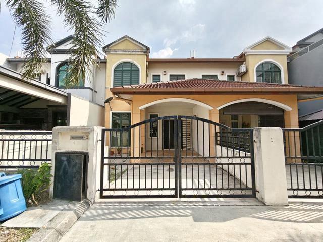 Terraced House for sale in Tanjong Sepat, Selangor