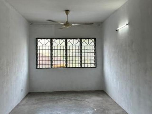 Apartment for sale in Petaling, Subang Jaya