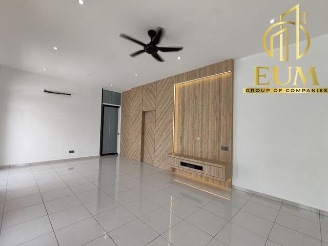 Residential House for sale in Malaka