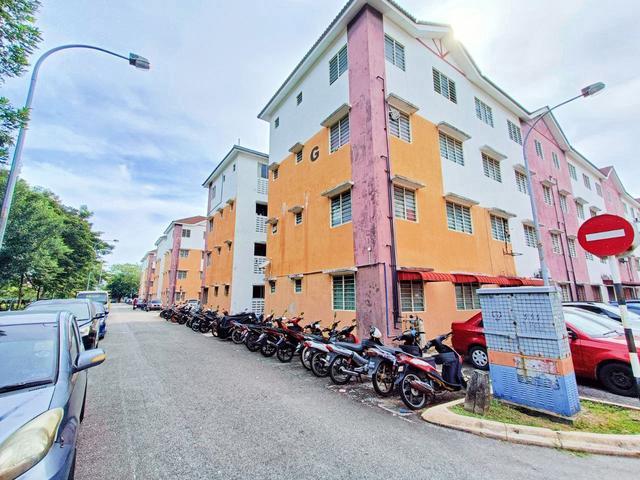 Apartment for sale in Port Klang, Selangor