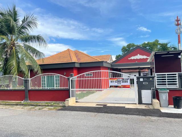 Bungalow for sale in Sendayan Village, Negeri Sembilan