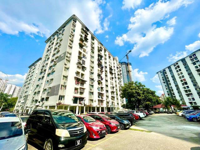 Apartment for sale in Country Heights Damansara, Kuala Lumpur