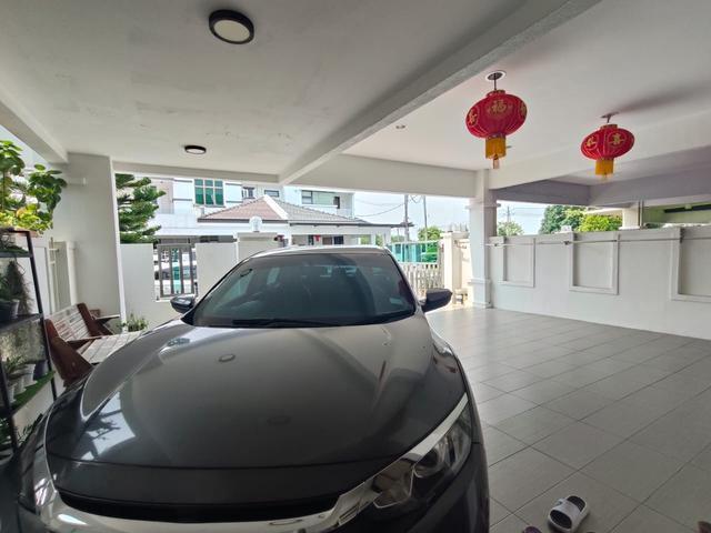 Terraced House for sale in Malaka