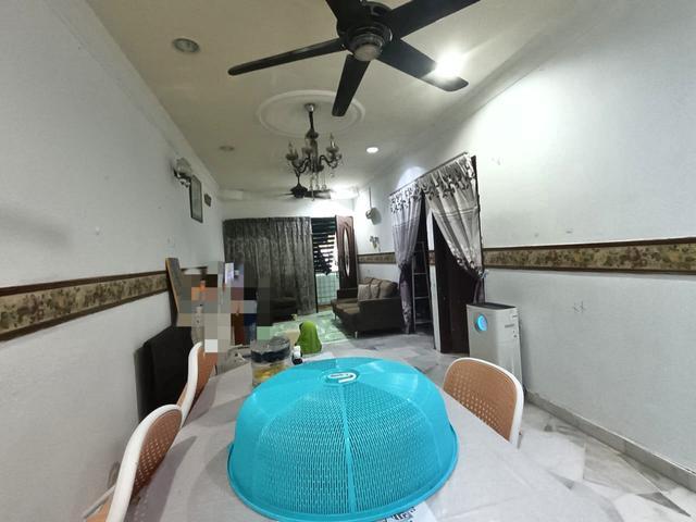 Townhouse for sale in Country Heights Damansara, Kuala Lumpur