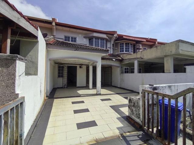 Terraced House for sale
