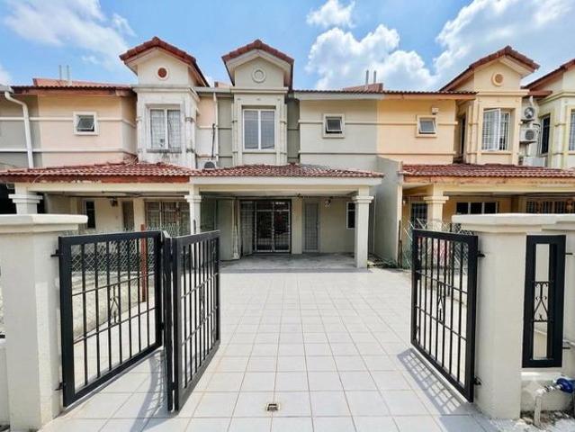 Terraced House for sale in Petaling, Subang Jaya