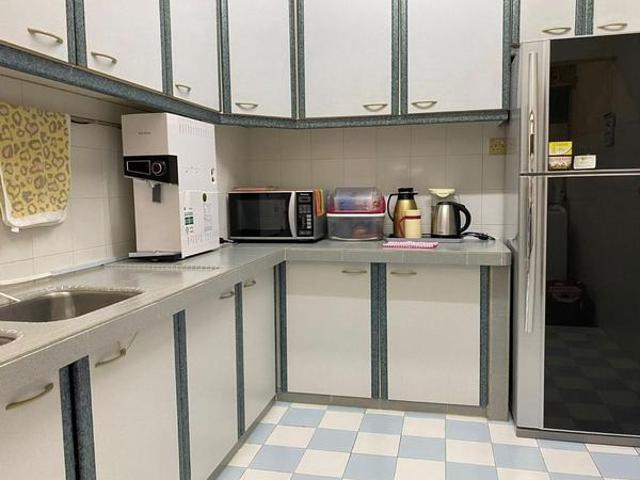 Apartment for sale in Puchong, Majlis Bandaraya Subang Jaya