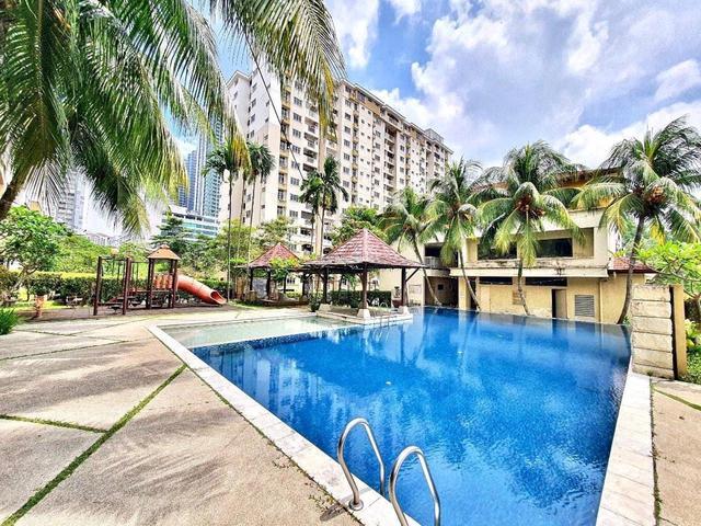 Condominium for sale in Petaling, Subang Jaya