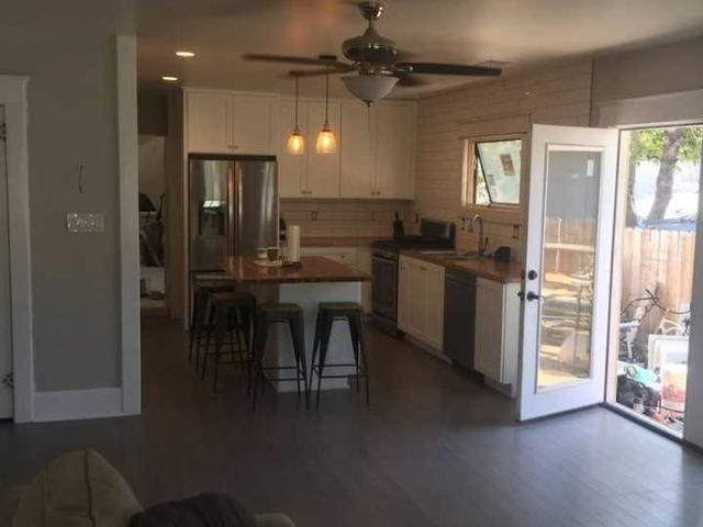 Apartment for rent in Oceanside, California