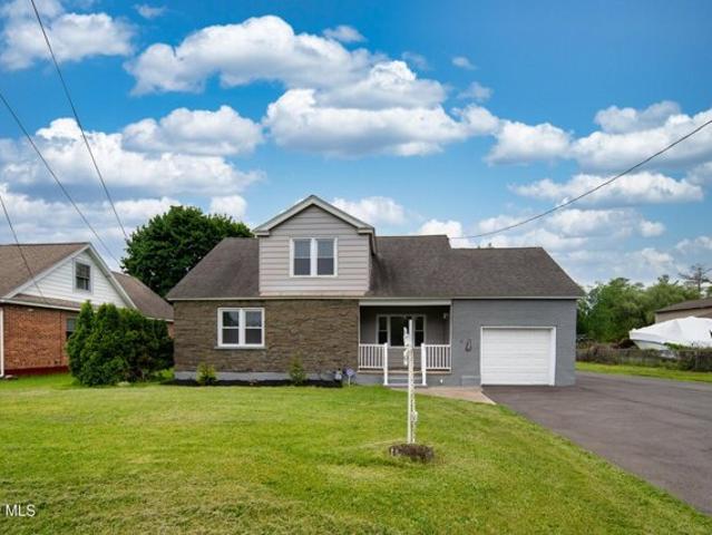House for sale in New York