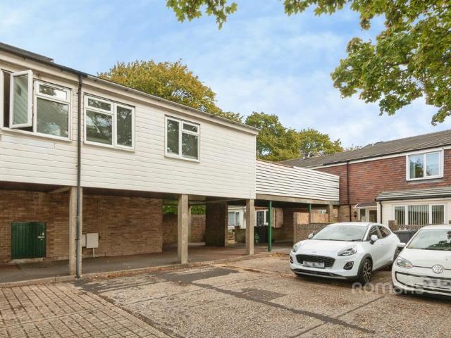 Apartment for rent in Lychpit, Basingstoke and Deane