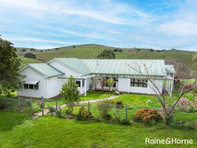 Cottage for sale in Killongbutta, New South Wales