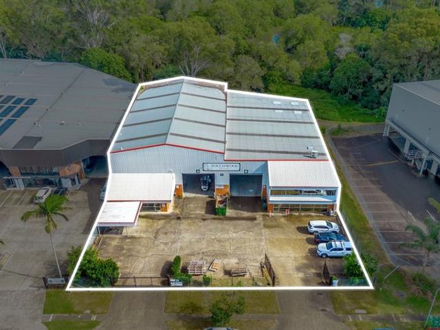 Warehouse for rent in Toombul, Queensland