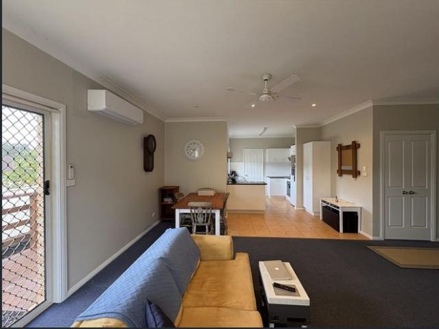 Townhouse for rent in Old Bar, New South Wales