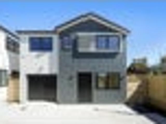 House for sale in Half Moon Bay, Howick