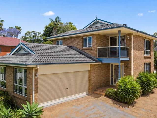 Townhouse for sale in Wollongong West, New South Wales