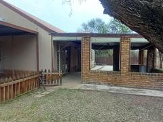 House for sale in Waterkloof, Gauteng