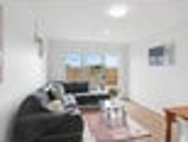 House for sale in Kelston