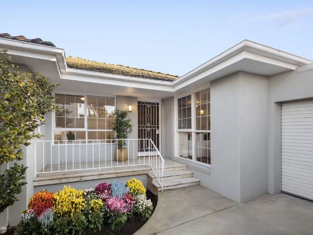 House for sale in Balwyn North
