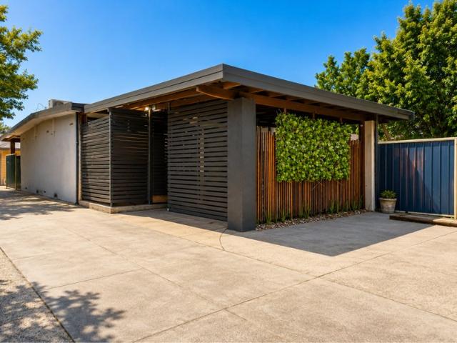 House for sale in Lynwood, Western Australia
