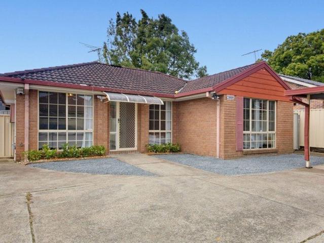 Villa for sale in Sydney, New South Wales