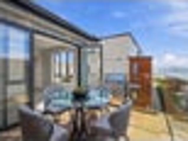 House for sale in Eastern Beach, Howick