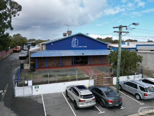 Warehouse for rent in Parklands, Western Australia