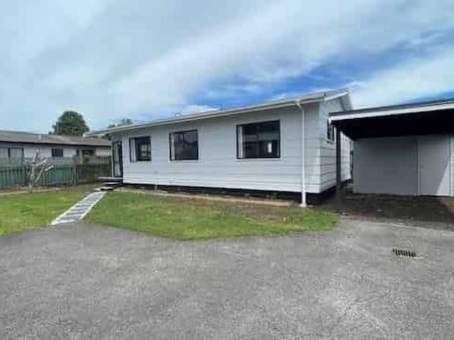 House for rent in Papakura