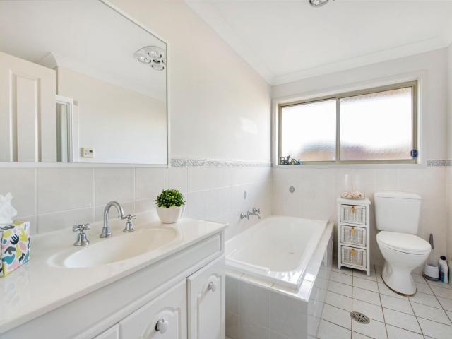 Townhouse for sale in Toowoon Bay, New South Wales