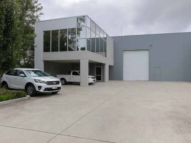 Warehouse for rent in Camerons Creek, Victoria