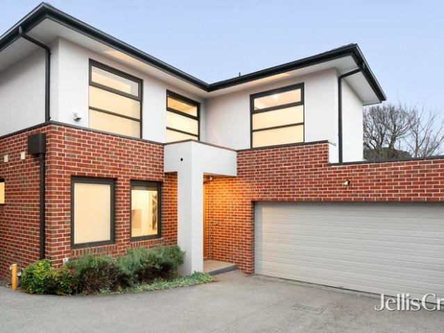 Townhouse for sale in Camerons Creek, Victoria
