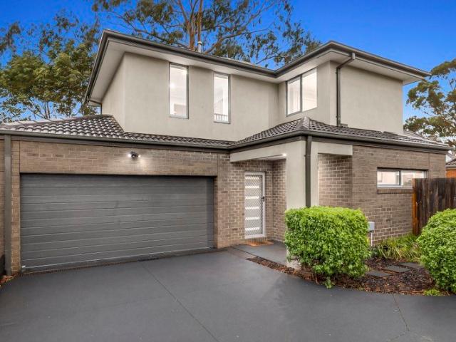 Townhouse for sale in Camerons Creek, Victoria