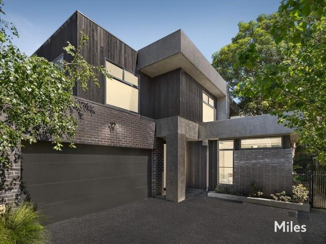 Townhouse for sale in Ivanhoe East, Melbourne