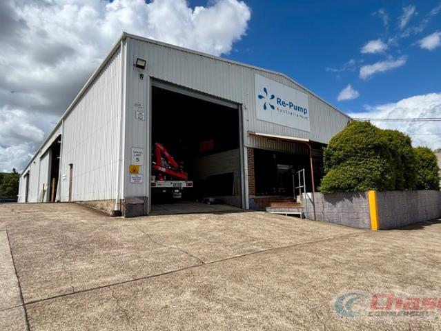 Warehouse for rent in Toombul, Queensland