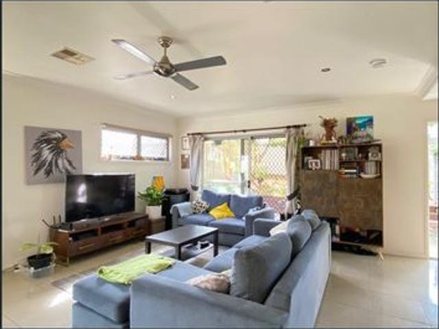Townhouse for rent in Toombul, Queensland
