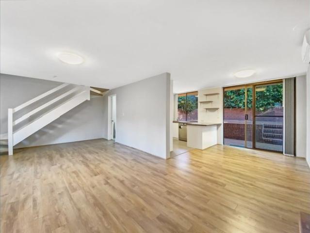 Townhouse for rent in Sydney, New South Wales
