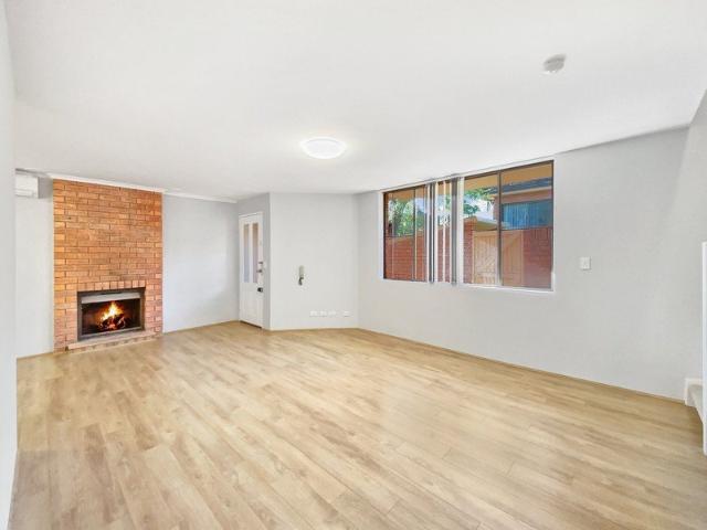Townhouse for rent in Sydney, New South Wales