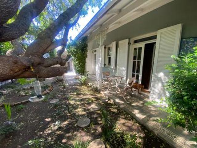 House for sale in Cape Town, Western Cape