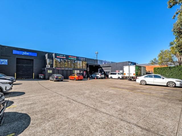 Warehouse for rent in Sydney, New South Wales