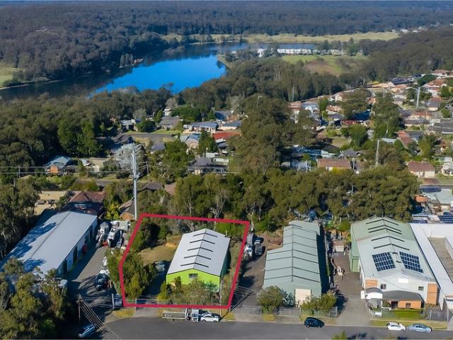Warehouse for sale in North Nowra, New South Wales